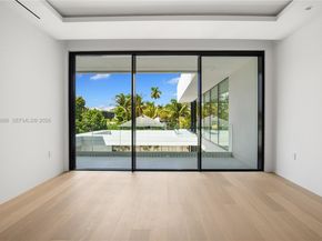 2094 Prairie Ave, Miami Beach FL 33139