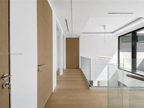 2094 Prairie Ave, Miami Beach FL 33139