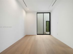 2094 Prairie Ave, Miami Beach FL 33139