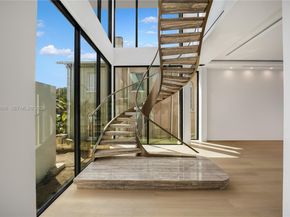 2094 Prairie Ave, Miami Beach FL 33139