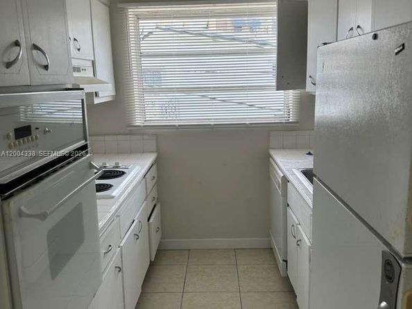 11925 NE 19th Dr 8, North Miami FL 33181