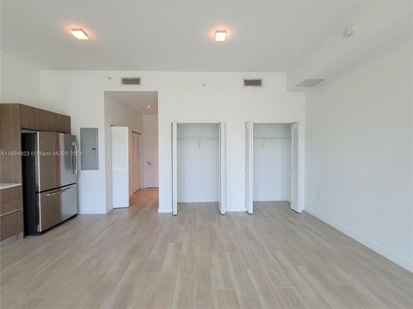 1600 SW 1 Ave 411, Miami FL 33129