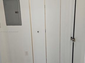 557 Michigan Ave 211 W/PARKING, Miami Beach FL 33139