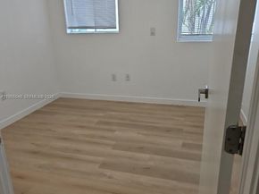 557 Michigan Ave 211 W/PARKING, Miami Beach FL 33139