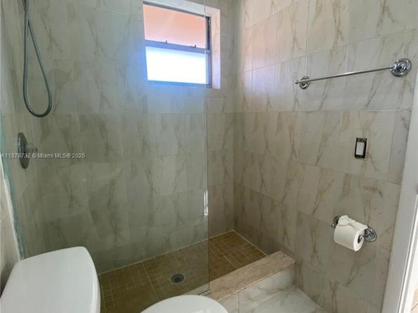 421 NE 68th St 6, Miami FL 33138