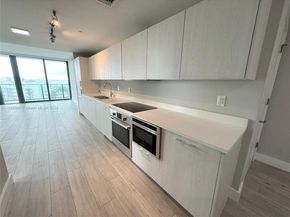 Undisclosed Address #A11869900, Miami FL 33137