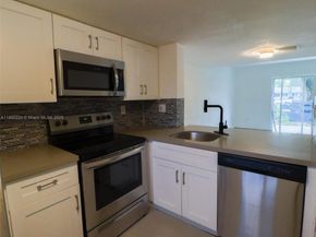 14010 NE 3rd Ct 1, Miami FL 33161