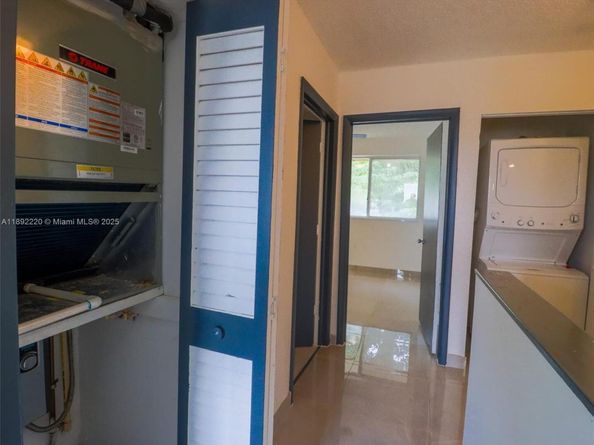 14010 NE 3rd Ct 1, Miami FL 33161