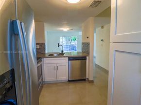 14010 NE 3rd Ct 1, Miami FL 33161