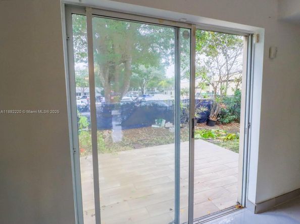 14010 NE 3rd Ct 1, Miami FL 33161