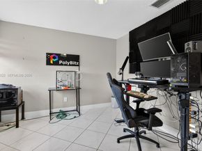 18198 NW 61st Ct, Hialeah FL 33015