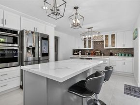 18198 NW 61st Ct, Hialeah FL 33015