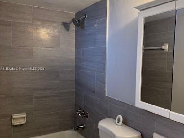 1800 Sans Souci Blvd 143, North Miami FL 33181