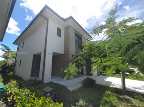 1167 NW 2nd St, Florida City FL 33034