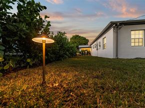 1880 NE 180th St, North Miami Beach FL 33162