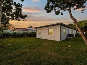 1880 NE 180th St, North Miami Beach FL 33162