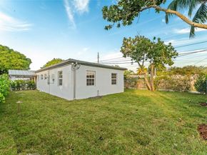 1880 NE 180th St, North Miami Beach FL 33162