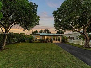 1880 NE 180th St, North Miami Beach FL 33162