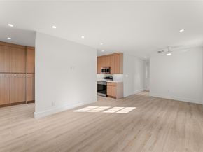 1880 NE 180th St, North Miami Beach FL 33162