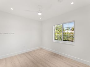 1880 NE 180th St, North Miami Beach FL 33162