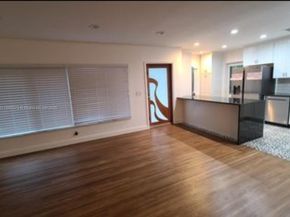 3965 SW 60th Ct, Miami FL 33155