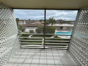 16901 NE 13th Ave 309, Miami FL 33162