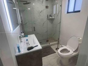 2152 SW 10, Miami FL 33135