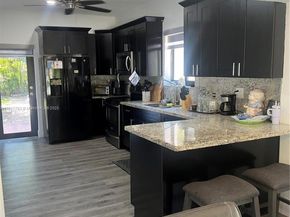 2152 SW 10, Miami FL 33135