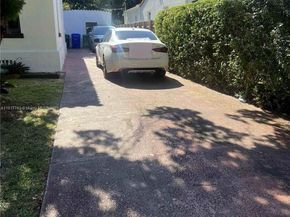 2152 SW 10, Miami FL 33135