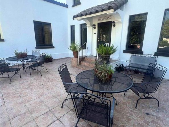 2152 SW 10, Miami FL 33135