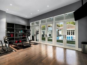 4100 Kiaora St, Miami FL 33133