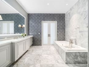 4100 Kiaora St, Miami FL 33133