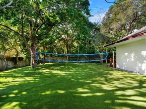 4100 Kiaora St, Miami FL 33133