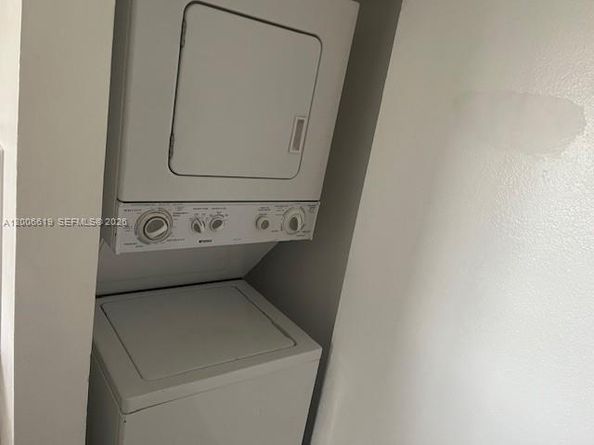 15231 SW 80th St 503, Miami FL 33193