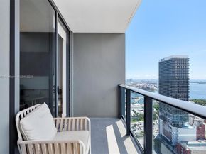 159 NE 6th St 3806, Miami FL 33132
