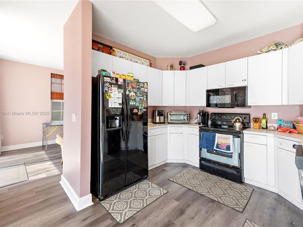1560 NW 159th Ave, Pembroke Pines FL 33028