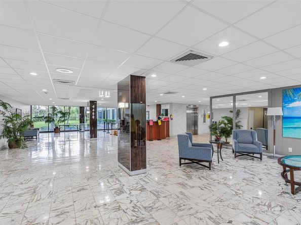 4400 Hillcrest Dr 912B, Hollywood FL 33021