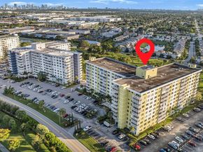 4400 Hillcrest Dr 912B, Hollywood FL 33021