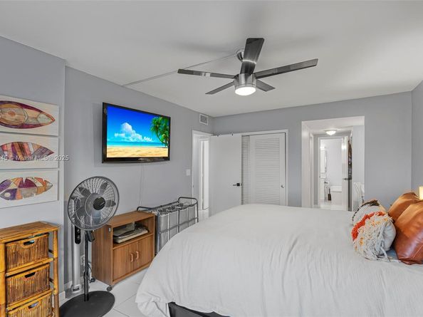 4400 Hillcrest Dr 912B, Hollywood FL 33021