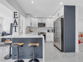 6320 Harding St, Hollywood FL 33024