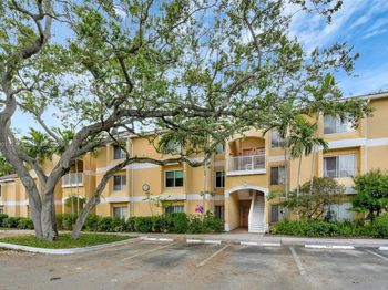 2445 NW 33rd St