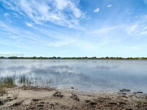 2445 NW 33rd St 1410, Oakland Park FL 33309