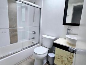 17890 W Dixie 302, Miami FL 33160