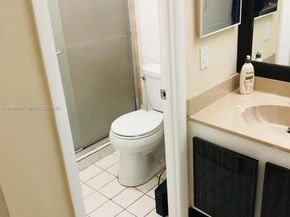 17890 W Dixie 302, Miami FL 33160