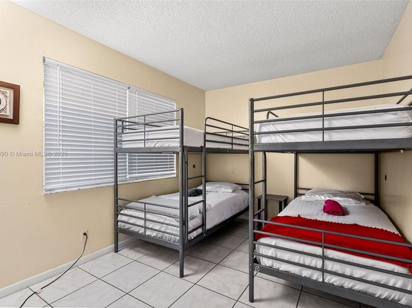 1112 NE 5th Ave, Fort Lauderdale FL 33304