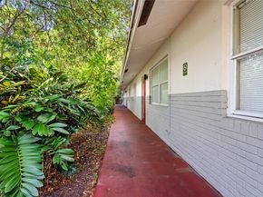 1112 NE 5th Ave, Fort Lauderdale FL 33304