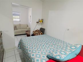 509 E 21st St, Hialeah FL 33013