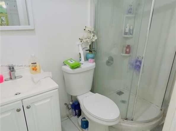 509 E 21st St, Hialeah FL 33013