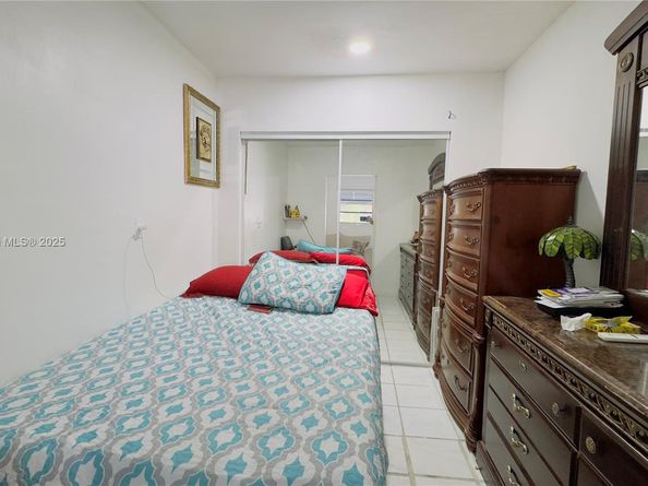 509 E 21st St, Hialeah FL 33013