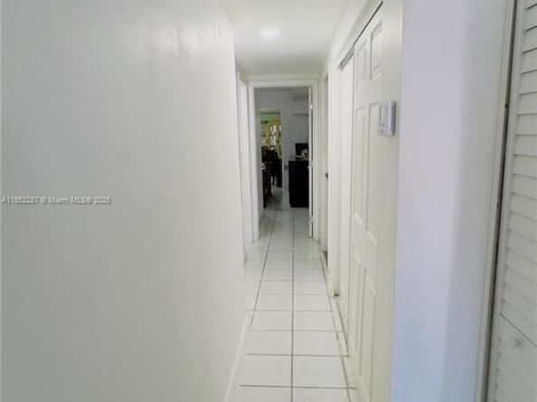 509 E 21st St, Hialeah FL 33013